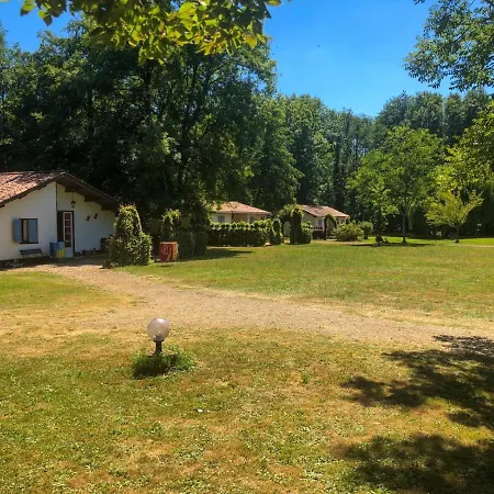 L'etang Des Mirandes База отдыха