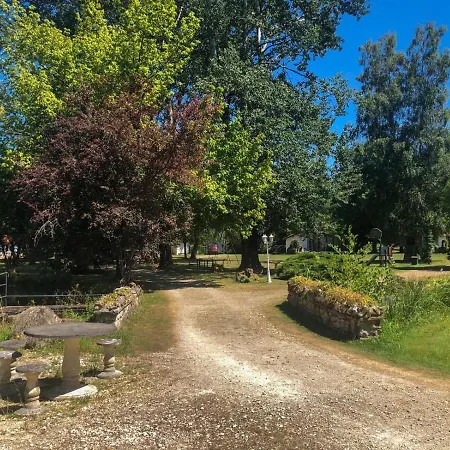 L'etang Des Mirandes Varaignes